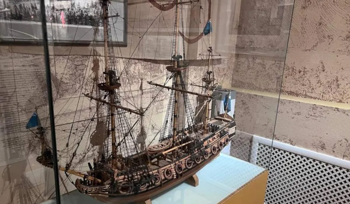 В Санкт-Петербурге открылась выставка о тайне гибели линкора «Лефорт»