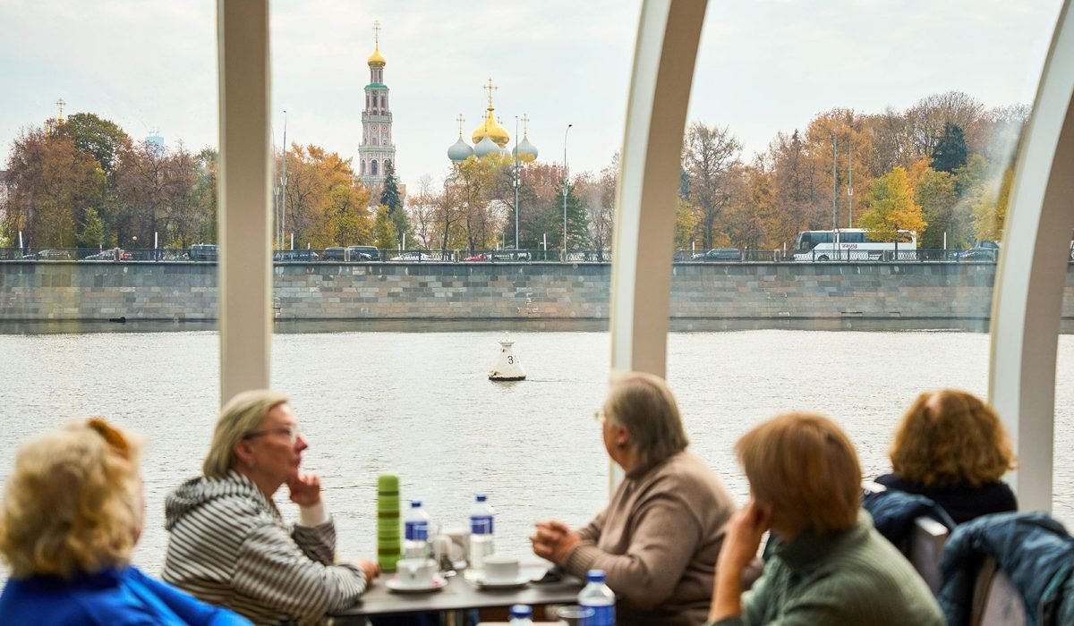 Участники «Московского долголетия» получили доступ к эксклюзивным водным экскурсиям