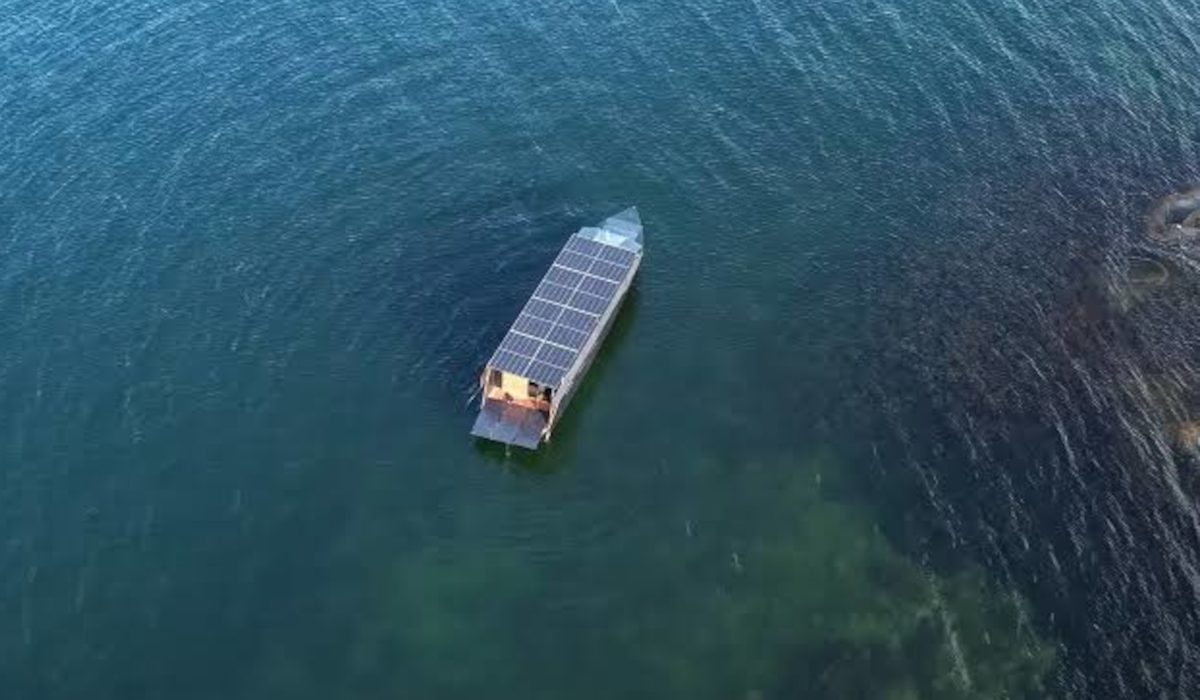 Финн построил яхту на солнечных батареях за 200 дней