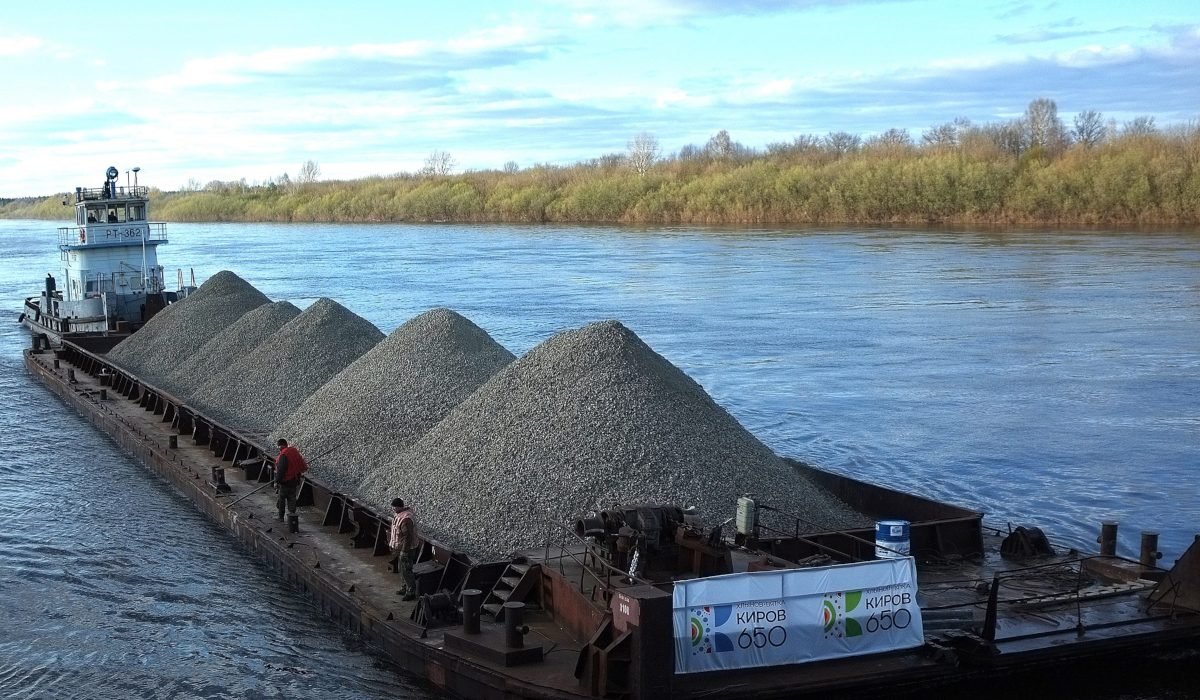 По Вятке в Кирове пустят прогулочный теплоход