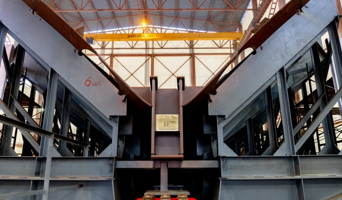 В Санкт-Петербурге заложили учебный бриг «Феникс»