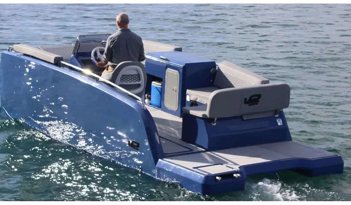 В мире напечатали первый 6-метровый катамаран для открытой воды