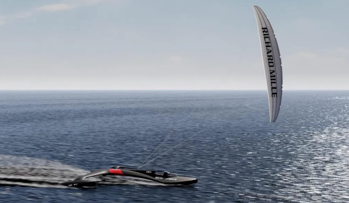 Парусная лодка с кайтом нацелилась на мировой рекорд скорости