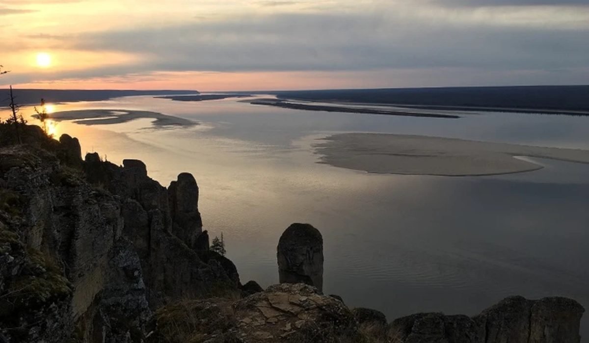Теплоход «Демьян Бедный» снова выйдет в круизы по Лене в Усть-Кут